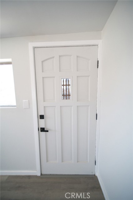 1336 W 118th Street, Los Angeles CA: https://media.crmls.org/medias/cfe069ce-3b18-4b65-8e9b-7824bbddd2e5.jpg