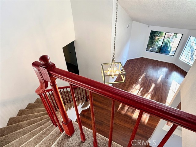 Detail Gallery Image 4 of 23 For 37509 Royal Ct, Palmdale,  CA 93552 - 4 Beds | 3 Baths