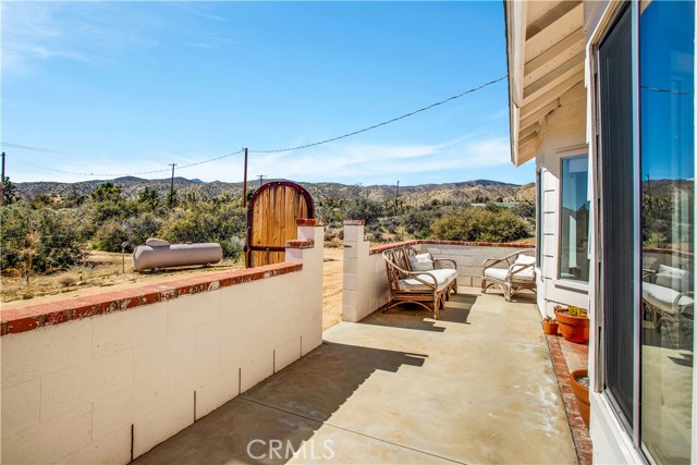 Detail Gallery Image 10 of 56 For 50950 Burns Canyon Rd, Pioneertown,  CA 92268 - 2 Beds | 2 Baths