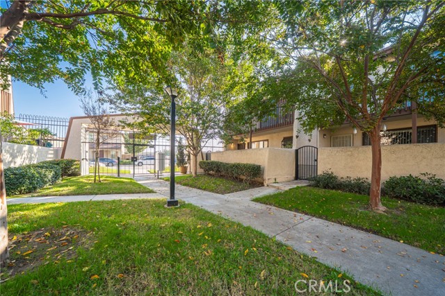 Detail Gallery Image 3 of 38 For 10663 Bell, Stanton,  CA 90680 - 2 Beds | 2/1 Baths