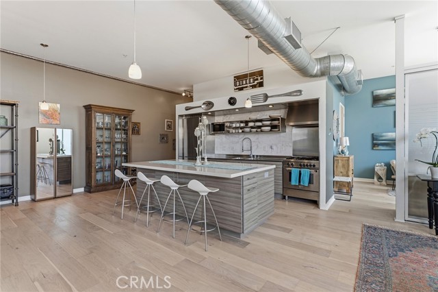 Detail Gallery Image 9 of 42 For 4080 Glencoe Ave #222,  Marina Del Rey,  CA 90292 - 2 Beds | 2 Baths