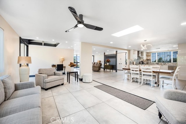 Detail Gallery Image 22 of 39 For 10220 Balmoral Ct, Riverside,  CA 92503 - 3 Beds | 2 Baths