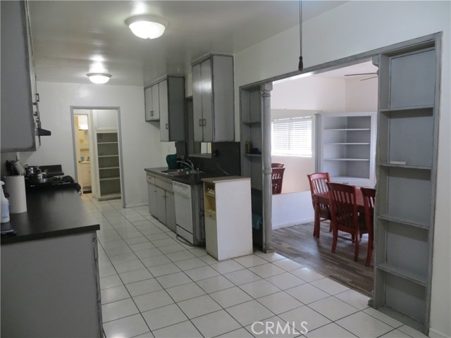 Detail Gallery Image 19 of 35 For 9525 Stanwin Ave, Arleta,  CA 91331 - 3 Beds | 2 Baths