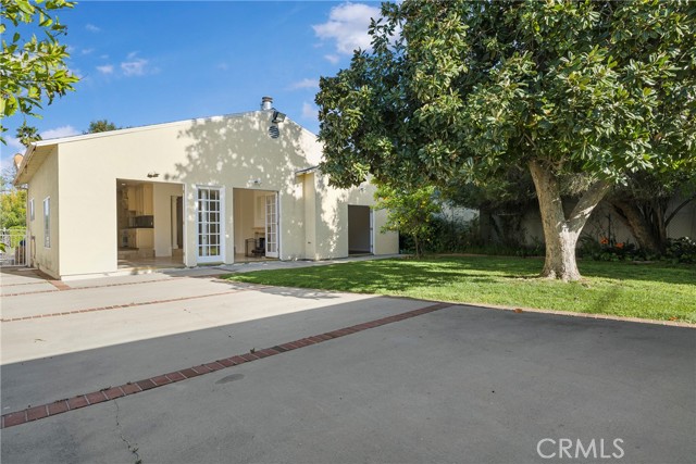 Detail Gallery Image 24 of 26 For 5111 Rubio Ave, Encino,  CA 91436 - 3 Beds | 3 Baths