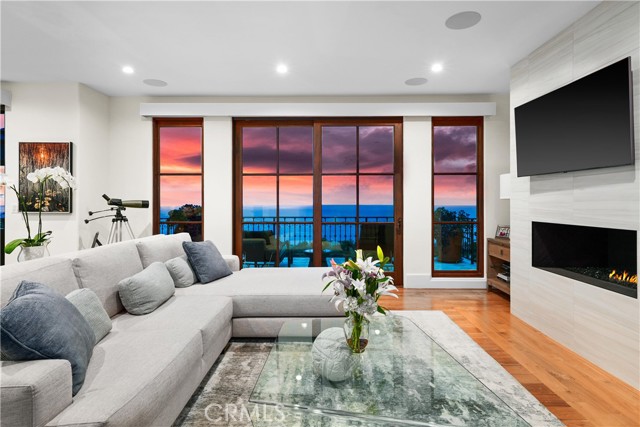 1509 Via Montemar, Palos Verdes Estates, California 90274, 4 Bedrooms Bedrooms, ,4 BathroomsBathrooms,Residential,Sold,Via Montemar,SB21180594