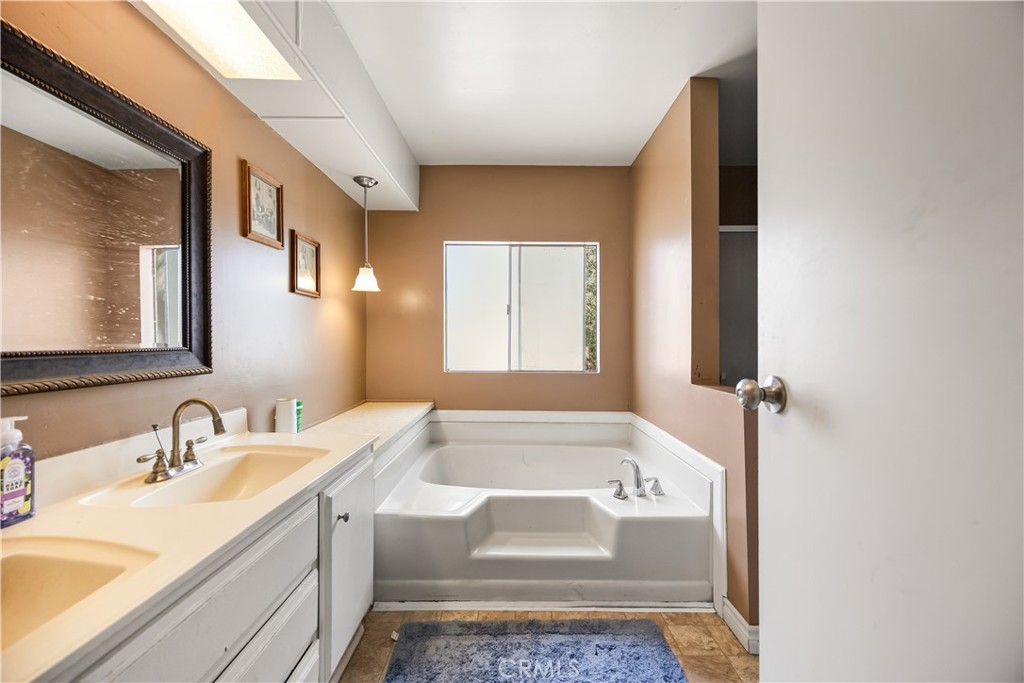 MLS #PW25220162 image #13