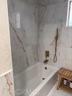 Detail Gallery Image 7 of 10 For 2116 156th, Compton,  CA 90220 - 3 Beds | 2 Baths