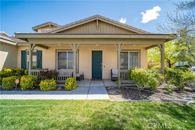 Detail Gallery Image 1 of 48 For 44022 Raven Ln, Lancaster,  CA 93536 - 4 Beds | 3 Baths