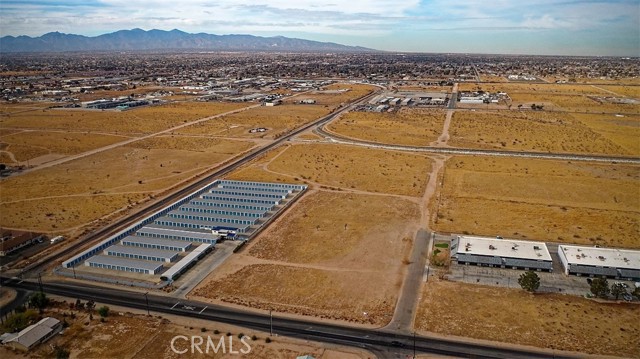 0 I ave, Hesperia CA: https://media.crmls.org/medias/cfe3e109-459e-4ce8-b4cf-f1c009388c46.jpg