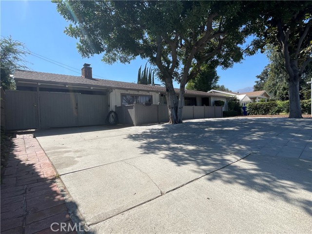 353 S Michillinda Avenue, Pasadena CA: https://media.crmls.org/medias/cfe40ff6-8a6c-4361-97ff-2a2150b7eef0.jpg