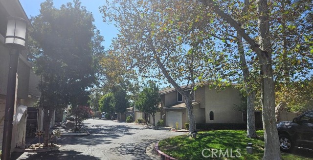 Detail Gallery Image 2 of 13 For 517 Wayland Ct, Claremont,  CA 91711 - 2 Beds | 2/1 Baths