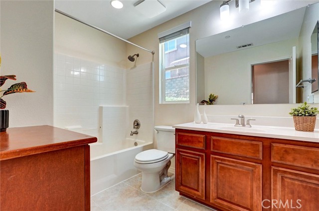 Detail Gallery Image 22 of 44 For 24509 Rosette Ln, Valencia,  CA 91354 - 5 Beds | 3 Baths