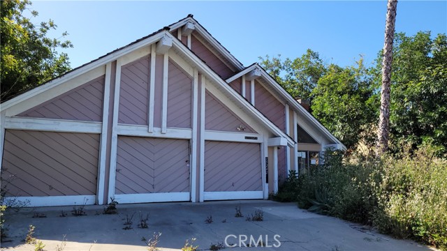 MLS# OC23067379