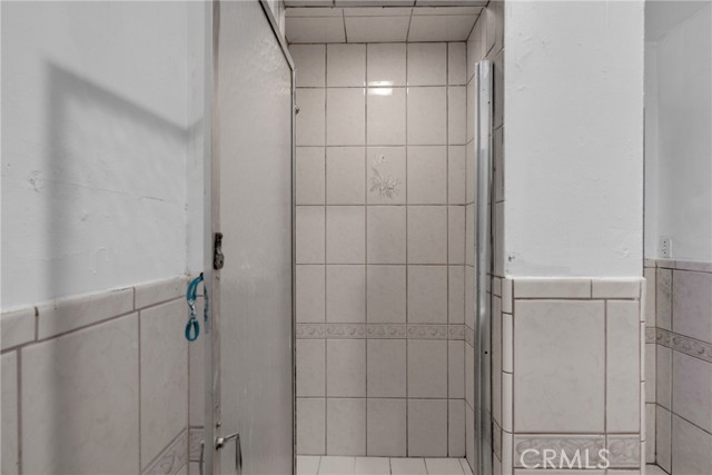 1007 E Kay Street, Compton CA: https://media.crmls.org/medias/cfe5de64-ee61-47a2-a55b-180070bcfb60.jpg