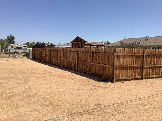 10578 Jamul Road, Apple Valley CA: https://media.crmls.org/medias/cfe5f0a5-f029-4dc2-be5c-c8db7d1bd3ae.jpg