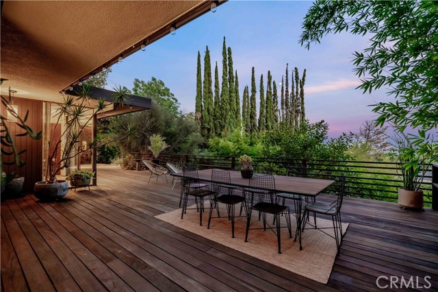 4380 Canyon Crest Road, Altadena CA: https://media.crmls.org/medias/cfe6912d-9e03-47d9-b2dc-dcb665f4f55a.jpg