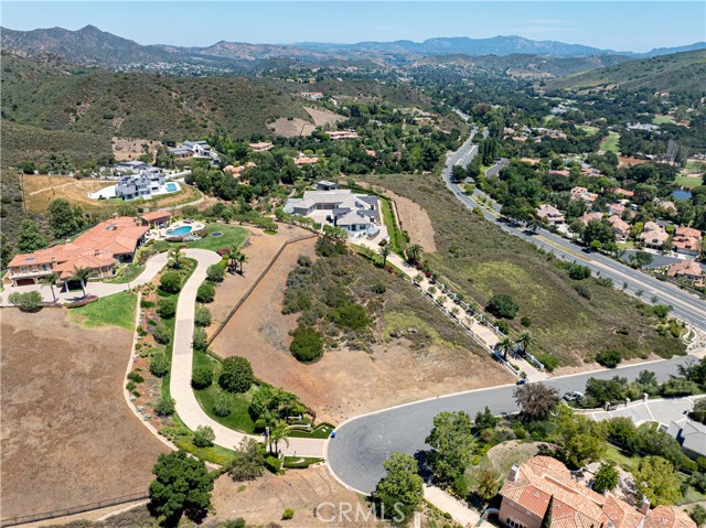 Detail Gallery Image 6 of 11 For 1874 Dawn Meadow St, Thousand Oaks,  CA 91362 - – Beds | – Baths