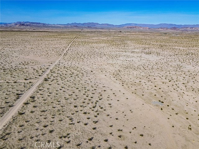 Detail Gallery Image 14 of 37 For 76100 2 Mile Rd, Twentynine Palms,  CA 92277 - – Beds | – Baths