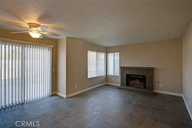 Detail Gallery Image 14 of 24 For 13162 Glandt Ct, Corona,  CA 92883 - 3 Beds | 2/1 Baths