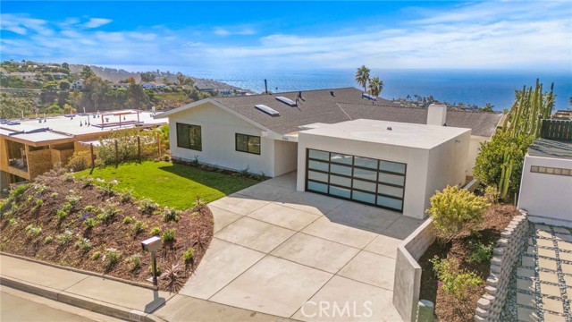 Detail Gallery Image 1 of 39 For 3188 Bern Dr, Laguna Beach,  CA 92651 - 4 Beds | 3 Baths