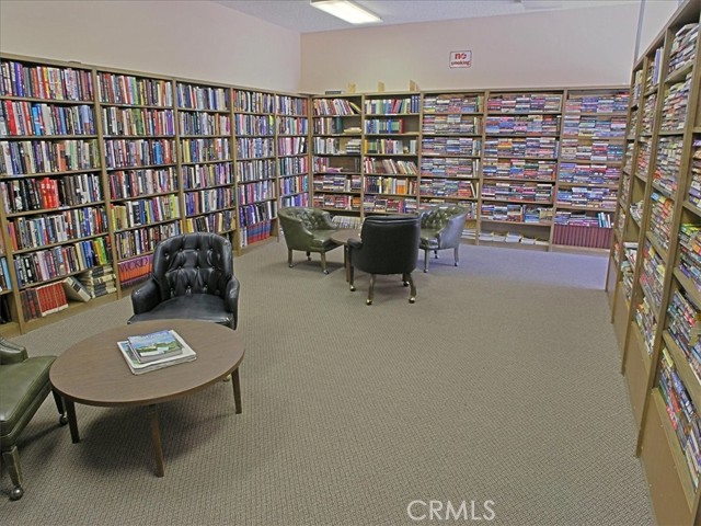 19207 Avenue Of The Oaks, Newhall CA: https://media.crmls.org/medias/cfe7fe90-2618-412a-aa42-71180c4edd1f.jpg