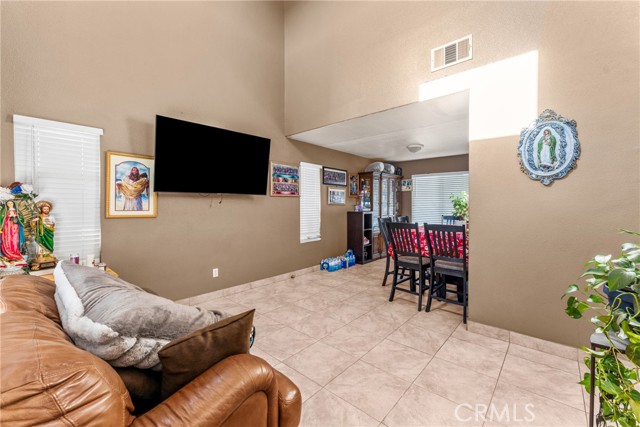 Detail Gallery Image 6 of 32 For 11504 Cornell, Adelanto,  CA 92301 - 4 Beds | 3 Baths