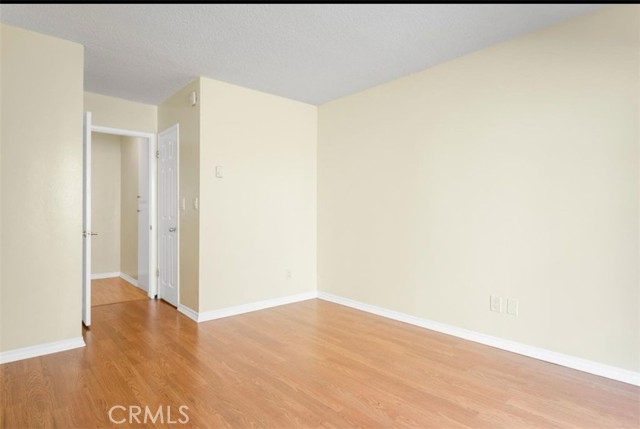 1127 10th Street, Santa Monica CA: https://media.crmls.org/medias/cfe9b7bc-fa7a-4855-a18f-615b59e1d82b.jpg