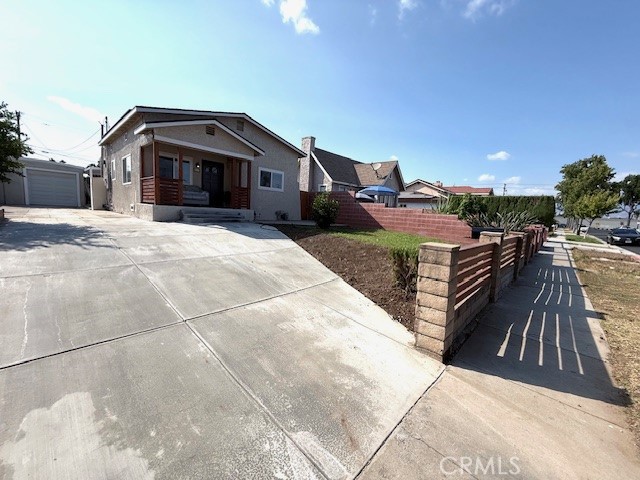 2037 3rd Ave, Alhambra CA: https://media.crmls.org/medias/cfeaba5d-de2f-4762-a6ba-08eff9b3e1cb.jpg