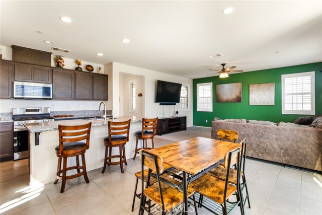Detail Gallery Image 9 of 41 For 1489 Black Diamond Dr, Beaumont,  CA 92223 - 3 Beds | 2/1 Baths