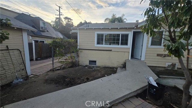 Detail Gallery Image 10 of 14 For 1767 N Arrowhead, San Bernardino,  CA 92405 - 3 Beds | 3 Baths