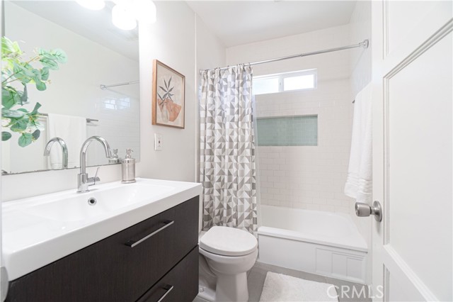 Detail Gallery Image 21 of 28 For 3408 Mcnab Ave, Long Beach,  CA 90808 - 3 Beds | 1/1 Baths