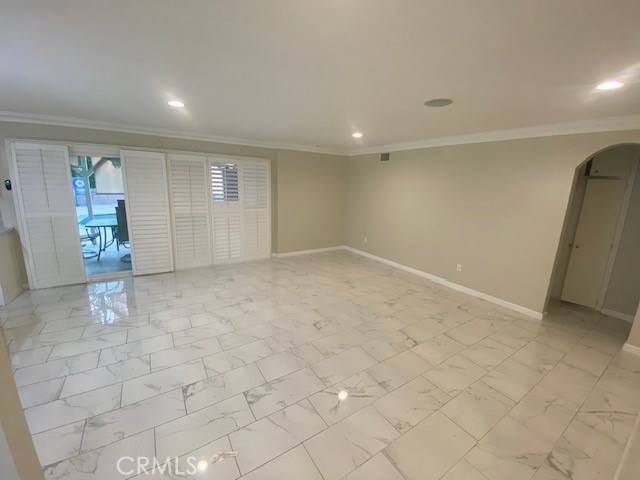 Detail Gallery Image 3 of 30 For 9767 Comanche, Chatsworth,  CA 91311 - 4 Beds | 3 Baths