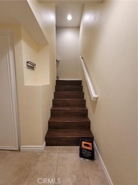 Detail Gallery Image 1 of 43 For 682 Azure Ln #1,  Corona,  CA 92879 - 3 Beds | 2 Baths