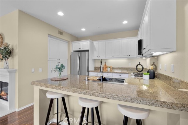 Detail Gallery Image 7 of 44 For 1800 Oak St #625,  Torrance,  CA 90501 - 2 Beds | 2/1 Baths