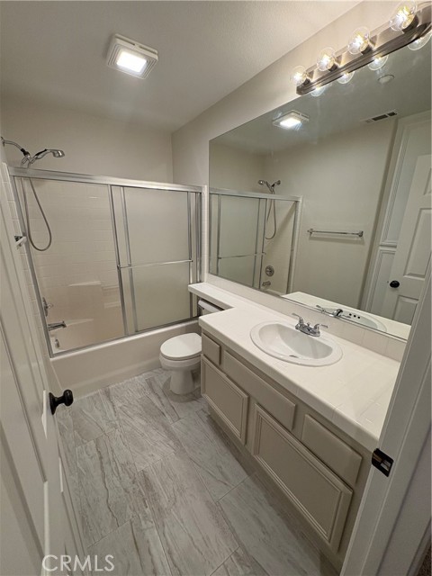 Detail Gallery Image 6 of 18 For 28512 Sorano, Lake Forest,  CA 92679 - 2 Beds | 2 Baths