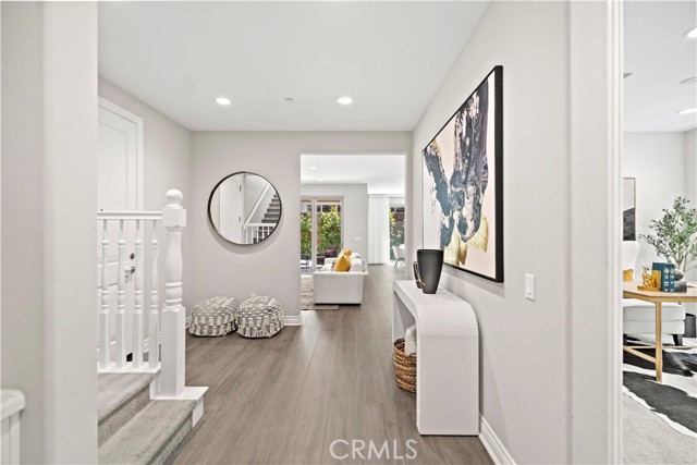 206 Phoebe, Irvine CA: https://media.crmls.org/medias/cff058ab-dc5c-4447-b8e9-aa06b2e047e3.jpg
