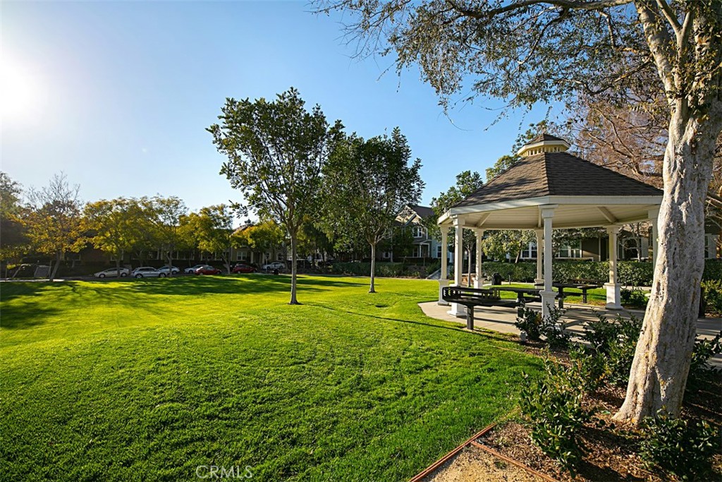 https://media.crmls.org/medias/cff11373-0880-4022-ab0e-f7ed668a999e.jpg?preset=X-Large