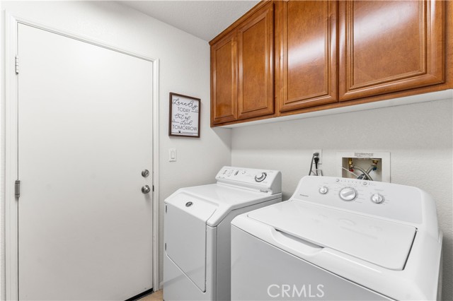 Detail Gallery Image 33 of 42 For 3319 Gemstone, Rosamond,  CA 93560 - 3 Beds | 2 Baths