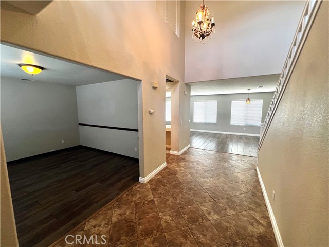 361 Adirondack Drive, Corona CA: https://media.crmls.org/medias/cff2156c-39d2-4183-a7b2-a0a5f1b595be.jpg