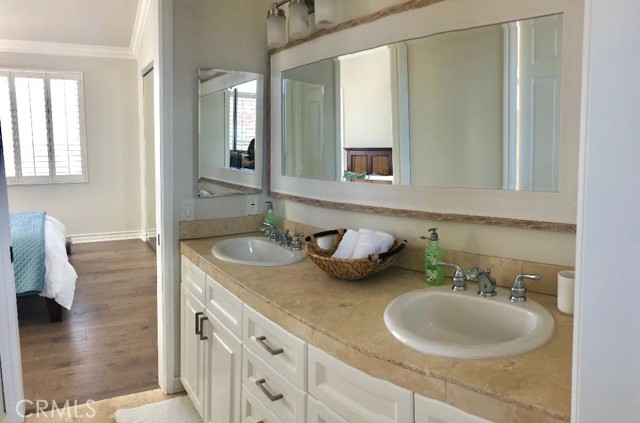 Detail Gallery Image 18 of 35 For 3401 5th Ave, Corona Del Mar,  CA 92625 - 3 Beds | 2/1 Baths