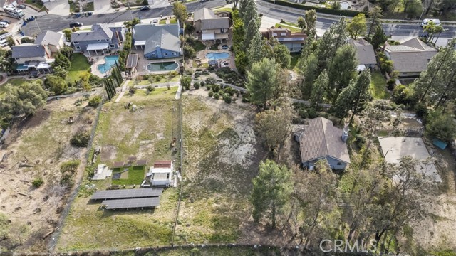 Detail Gallery Image 4 of 47 For 11101 Eton Ave, Chatsworth,  CA 91311 - 4 Beds | 3 Baths