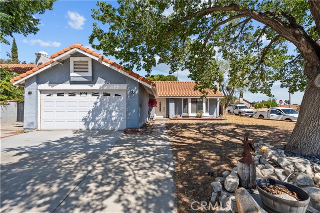529 Hilltop, Palmdale CA: https://media.crmls.org/medias/cff32339-0f8d-4748-bcbd-c25230aa0397.jpg