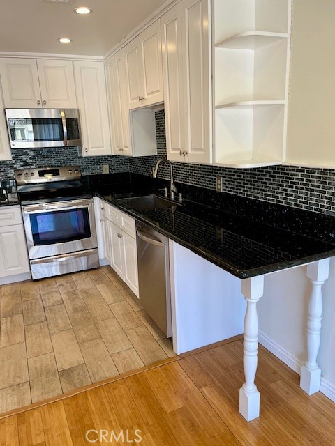Detail Gallery Image 4 of 24 For 290 Sequoia Ct #25,  Thousand Oaks,  CA 91360 - 2 Beds | 1 Baths