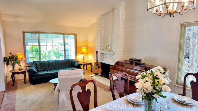 Detail Gallery Image 5 of 22 For 227 Burning Tree Dr, San Jose,  CA 95119 - 4 Beds | 2 Baths