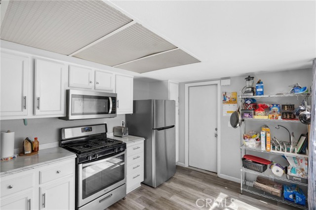 844 Castle Lane, Santa Maria CA: https://media.crmls.org/medias/cff5e456-80e9-49b0-a087-7c787f089d70.jpg