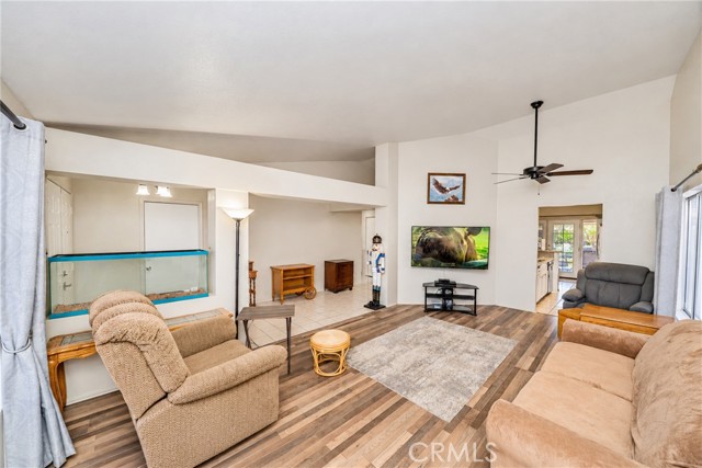 14574 Lilac Rd, Adelanto, CA 92301 photo 5