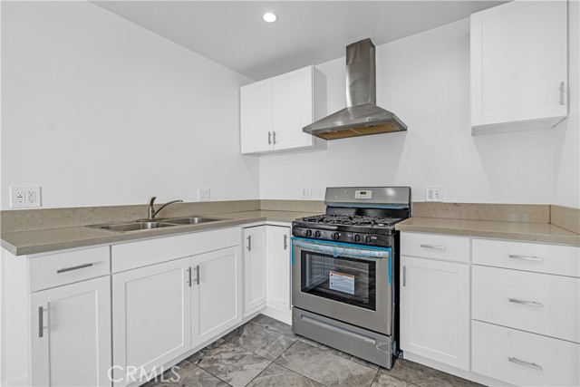 7435 7437 Balcom Avenue, Reseda CA: https://media.crmls.org/medias/cff770d2-6c25-484d-a375-a33807402222.jpg