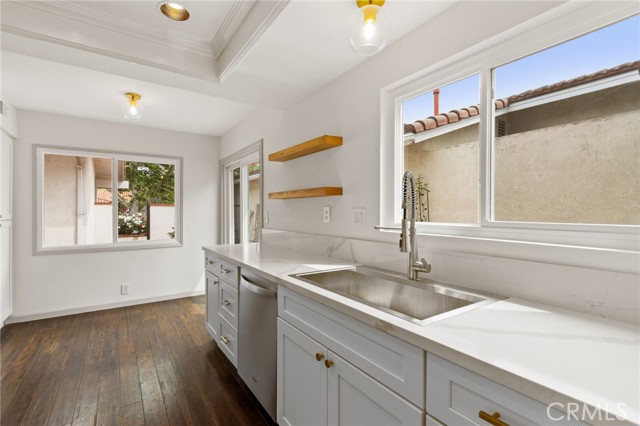 Detail Gallery Image 18 of 38 For 25011 Sunset, Laguna Hills,  CA 92653 - 2 Beds | 2 Baths