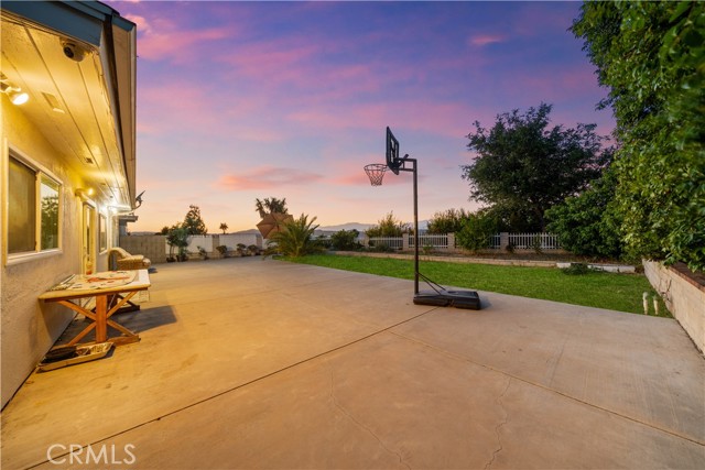 23929 Sunset Crossing Road, Diamond Bar CA: https://media.crmls.org/medias/cff86f16-4982-4e7b-9335-3814f3a3318c.jpg