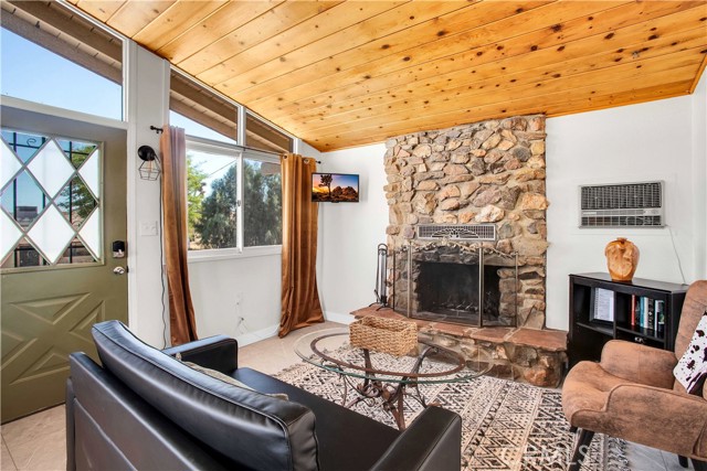 Detail Gallery Image 32 of 51 For 57920 Buena Vista Dr, Yucca Valley,  CA 92284 - 3 Beds | 2 Baths